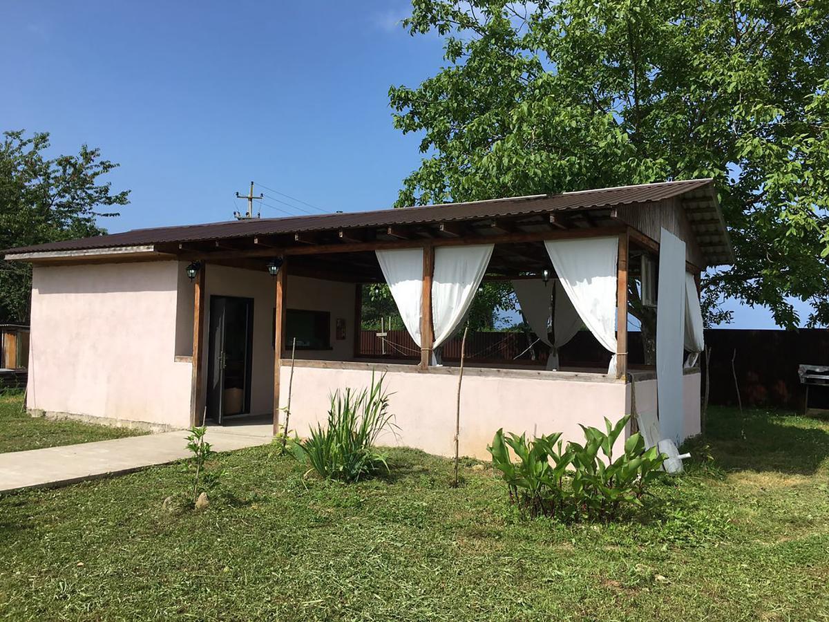Solnechny Bereg Guest House Gudauta Kültér fotó