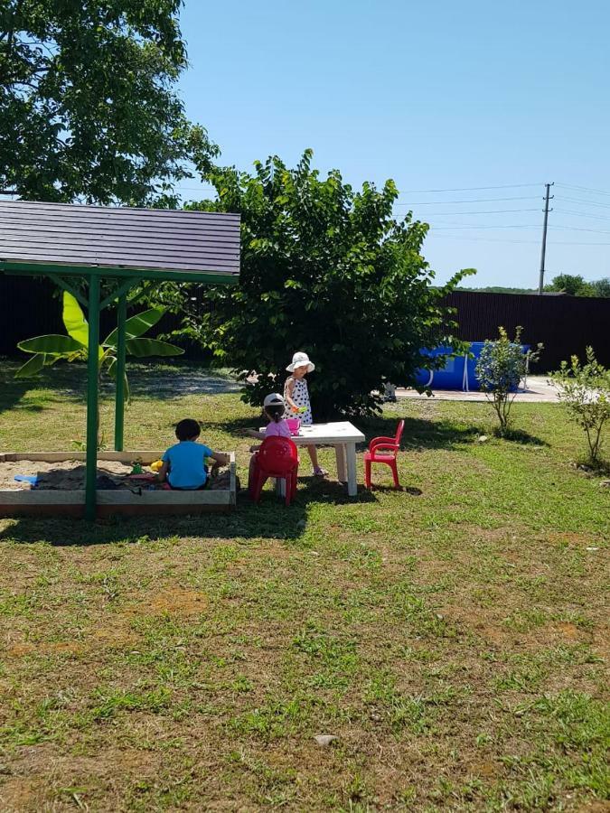 Solnechny Bereg Guest House Gudauta Kültér fotó