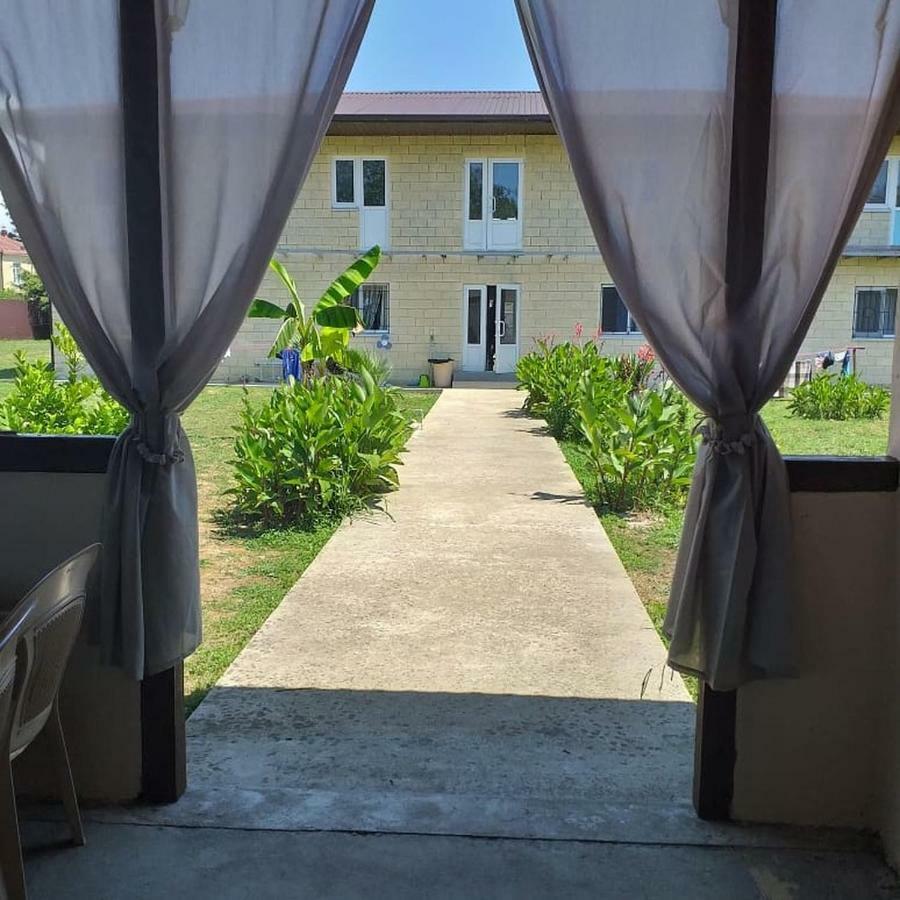 Solnechny Bereg Guest House Gudauta Kültér fotó